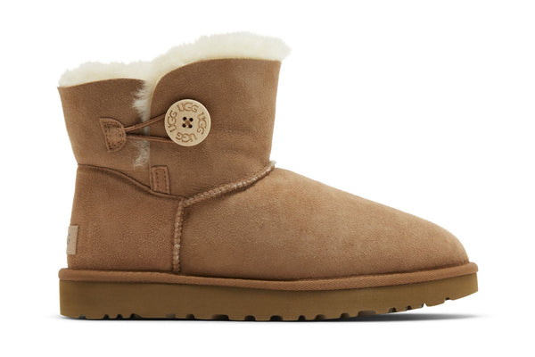 UGG WMNS MINI BAILEY BUTTON II BOOT CHESTNUT