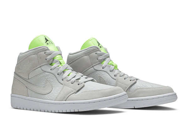 AIR JORDAN WMNS AIR JORDAN 1 MID GHOST GREEN Stay Fresh