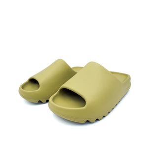 ADIDAS YEEZY SLIDE RESIN 2022 - Stay Fresh