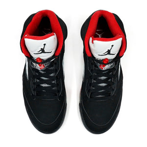 HealthdesignShops - La Air Jordan 10 Retro Chicago Bulls est toujours  prévue pour le mois de janvier - AIR JORDAN 5 RETRO SUPREME BLACK 2015