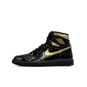 Jordan 1 retro hot sale black metallic gold