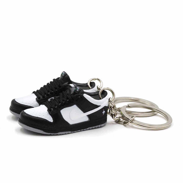 SNEAKR Keychain Louis Vuitton Nike Air Force 1 Low Black Metallic Silver