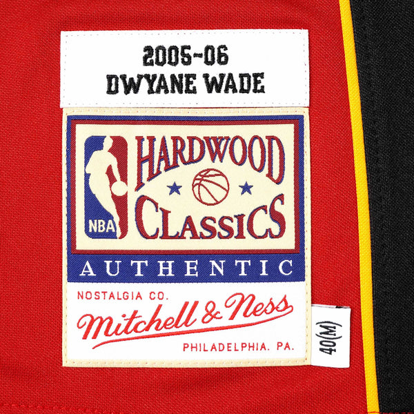 MITCHELL & NESS NBA HARDWOOD CLASSIC AUTHENTIC MIAMI HEAT DWYANE WADE ALTERNATE 2005-06 JERSEY RED