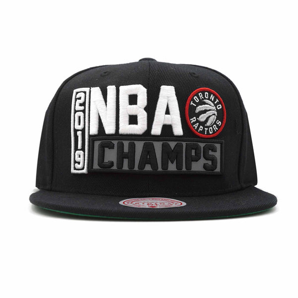 MITCHELL & NESS HARDWOOD CLASSIC NBA TORONTO RAPTORS 2019 CHAMPS CAP BLACK