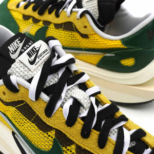 NIKE VAPORWAFFLE SACAI TOUR YELLOW STADUM GREEN - Stay Fresh