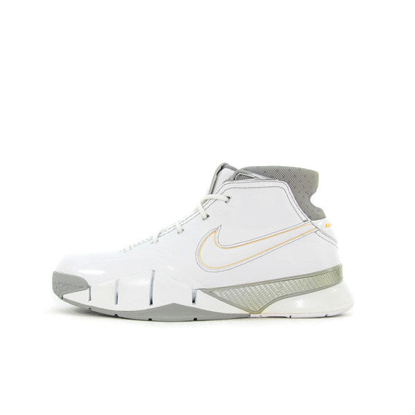 Nike kobe white store