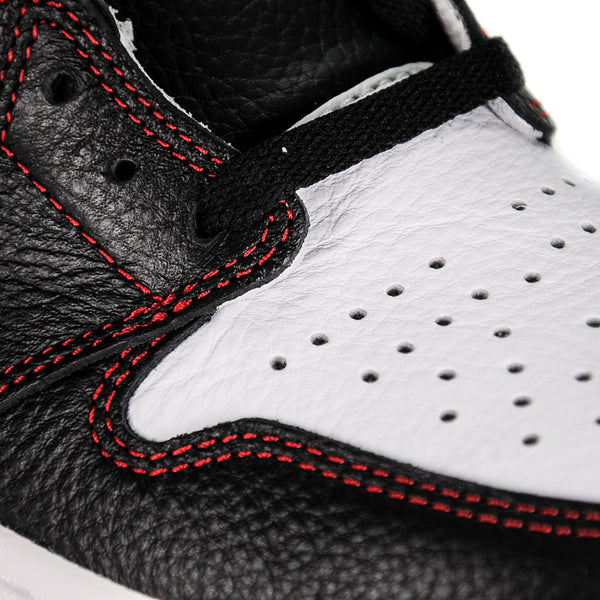 AIR JORDAN 1 RETRO