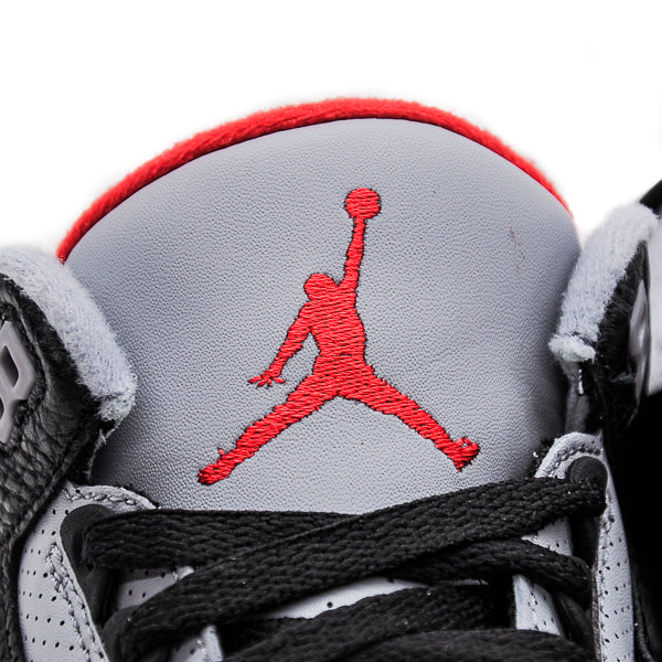 AIR JORDAN 3 RETRO BLACK CEMENT 2018
