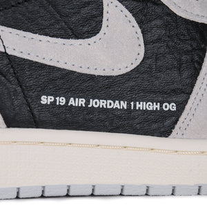 AIR JORDAN 1 RETRO NEUTRAL GREY HYPER CRIMSON 2019 Stay Fresh