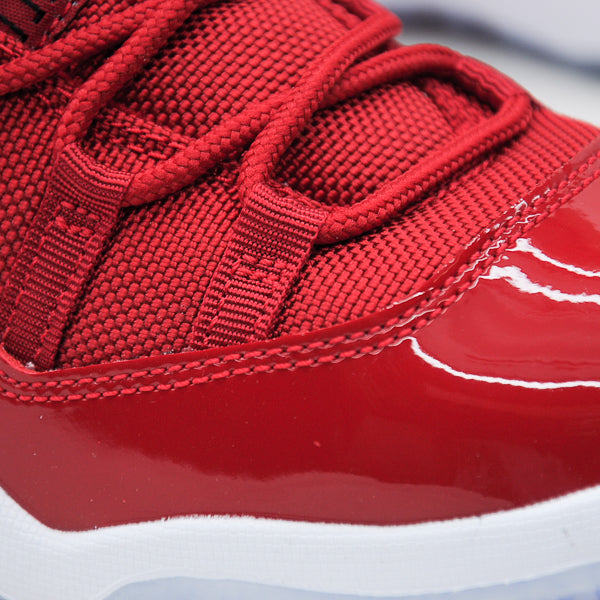 Preschool jordan retro 11 red sale
