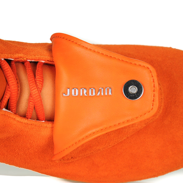 Jordan 18 orange hotsell