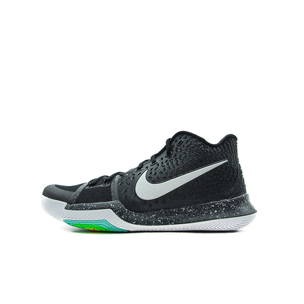 Kyrie 3 clearance black white