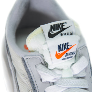 NIKE LD WAFFLE SACAI SUMMIT WHITE - Stay Fresh