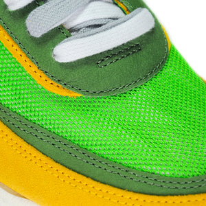 Nike sacai waffle green hot sale