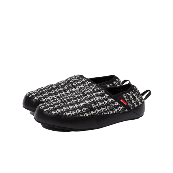 THE NORTH FACE X SUPREME STUDDED TRACTION MULE BLACK SS21 - Stay Fresh