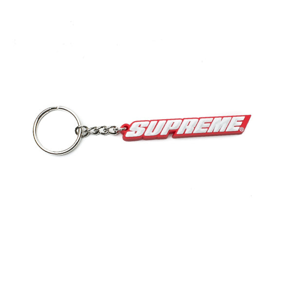 SUPREME BEVEL LOGO KEYCHAIN RED SS18
