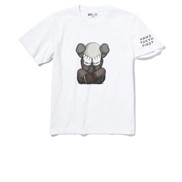 KAWS X UNIQLO TOKYO FIRST MORI ARTS GALLERY EXCLUSIVE TEE WHITE