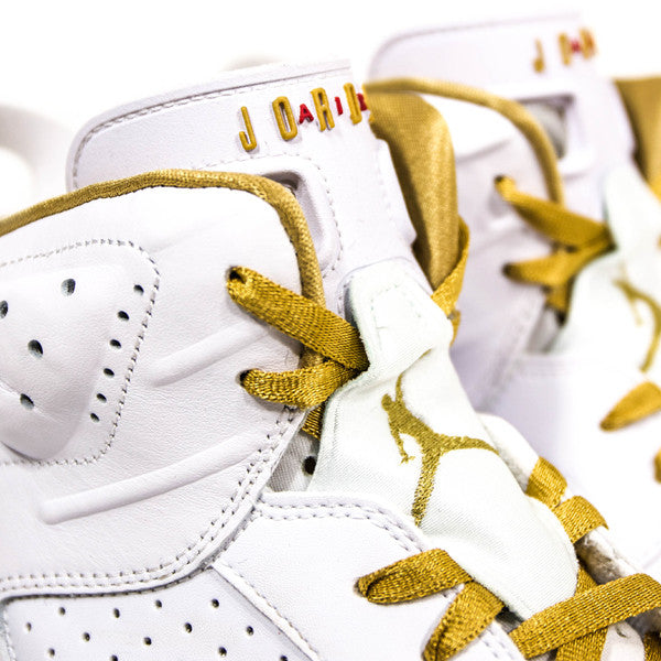 Jordan 6 and on sale 7 gold pack